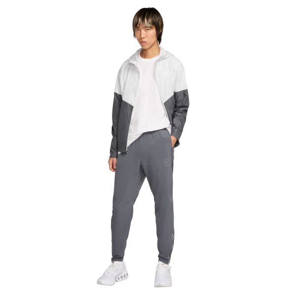 Nike Sportswear Air Trainingspak Full-Zip Woven Donkergrijs Lichtgrijs Wit